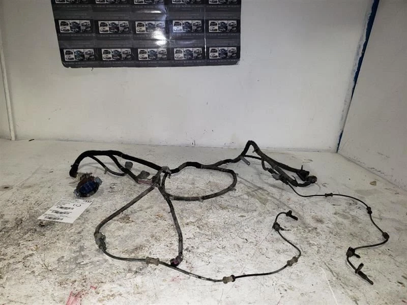 Arnés de parachoques trasero Cadillac SRX 2010-2012 23408050 KR130020 Foto 1 de 1