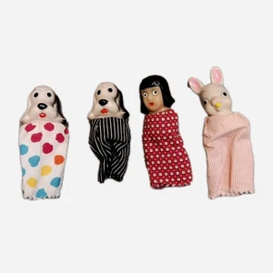 Vintage Small Finger Puppets (4) Rubber Head Toys Rare Bunny Dogs Girl - Picture 1 of 4