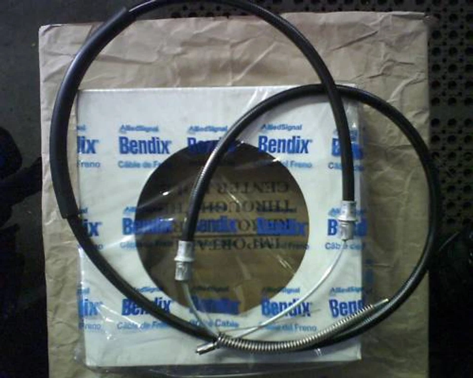 Nuevo de Lote Antiguo para Bendix C1863 Ford Trk '91-85 L-Freno Trasero Cbl Foto 1 de 1