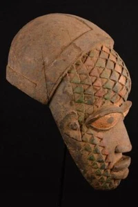 18394 A Primitive African Igbo Mask Nigeria - Picture 1 of 1