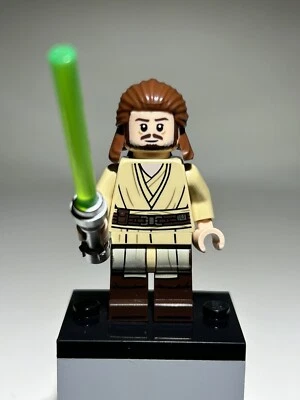 LEGO Qui-Gon Jinn Minifigure 75383 Star Wars Jedi No Poncho NEW - Image 1 of 2