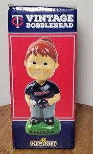 MLB Minnesota Twins Red & Blue Vintage Bobblehead Doll Girl Still In Box - Picture 1 of 14