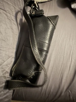 ВИНТАЖНЫЙ тренер черный East West Hampton мини багет LTR наплечная сумка #5052 - Изображение 1 из 4