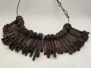 52 antike Skelett Schlüssel Konvolut - Bild 1 von 8