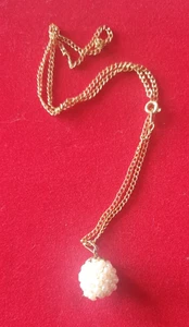COLLIER VINTAGE DORE - PERLE BOULE - Picture 1 of 2