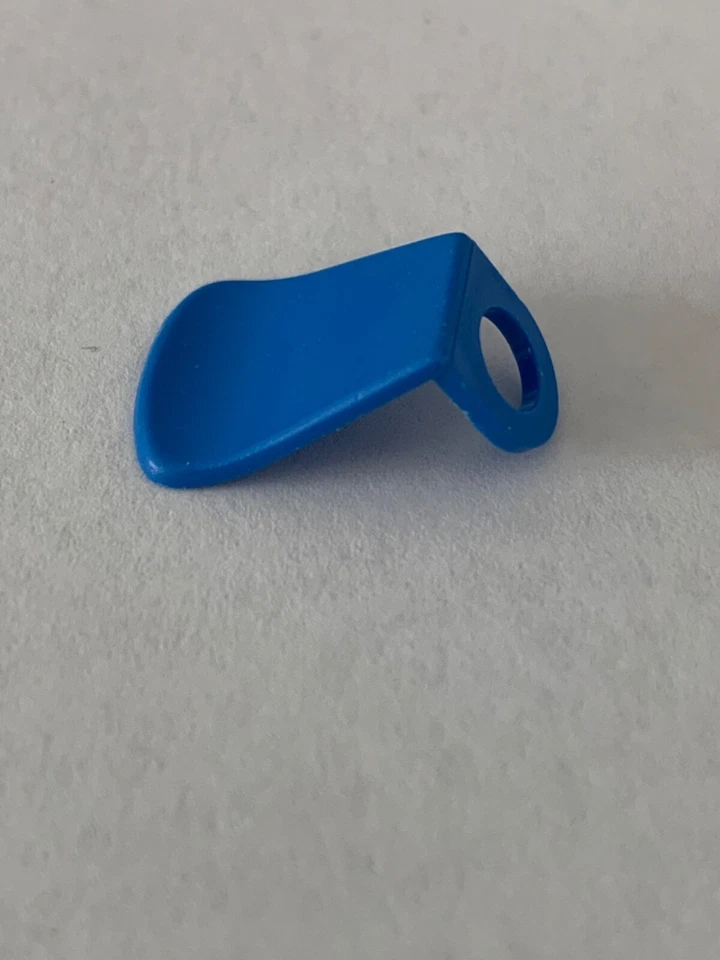 LEGO Part 4524 (1pc) Minifigure, Plastic Cape Castle Knight - Image 1 of 1