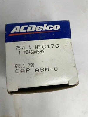 =-98741]0-GENUINE GM DELCO FC161, 1647547 OIL FILLER CAP 10W-30 Yellow Lettering - Image 1 of 2