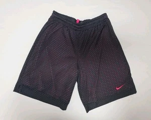 Nike Dri-Fit Girls Youth Mesh Shorts Gray with Pink Lining Size XL Running Nice - Picture 1 of 9