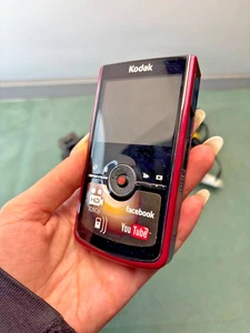 COOL FULL Working Digital Camera Kodak HD Zi 8, TESTED - Picture 1 of 15