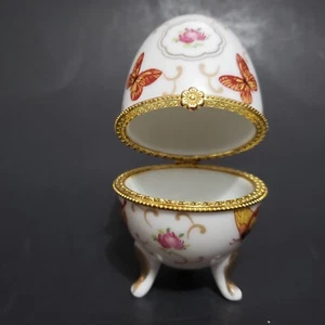Porcelain Vintage Egg Footed Trinket Dish Butterfly Gold Gild 3.75" - Picture 1 of 10