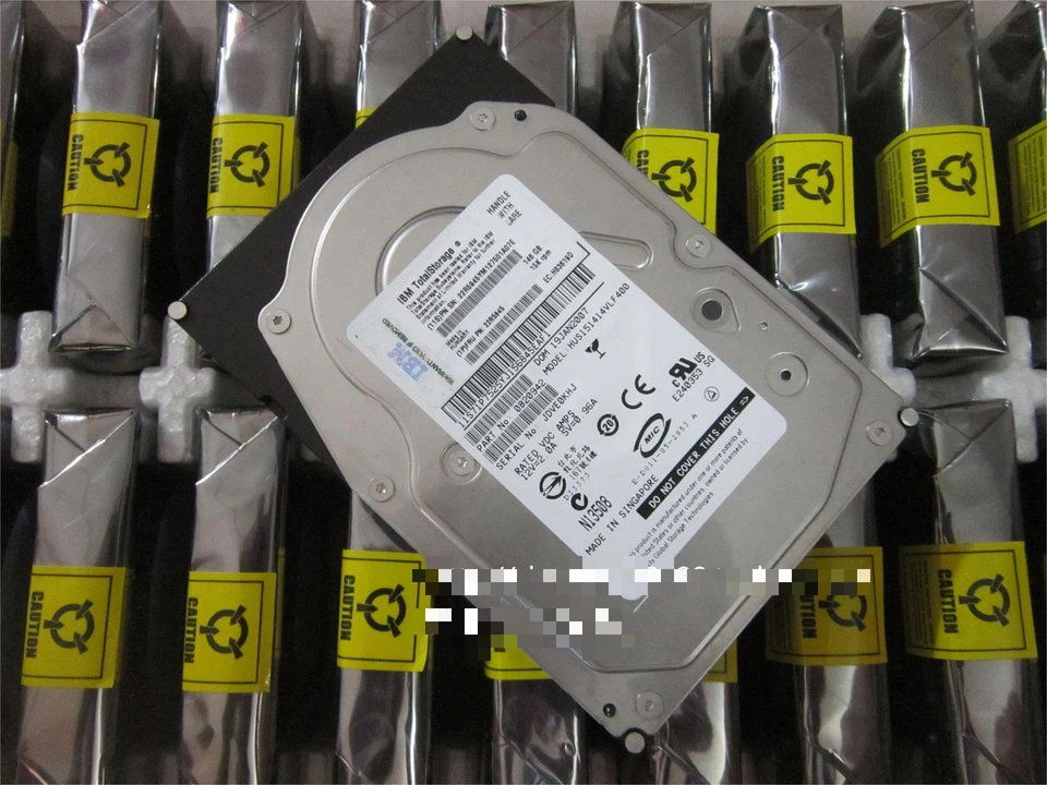 IBM 22R5945 HUS151414VLF400 146GB 15K FC fiber optic hard drive - Image 1 of 1