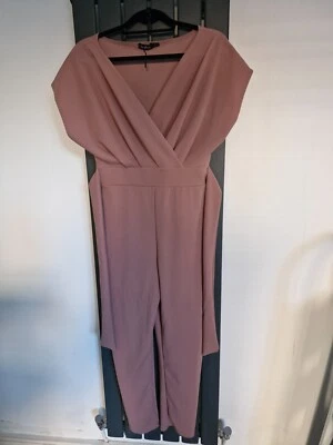 Elegante mono sin mangas con cuello en V Boohoo. Rosa oscuro. Talla 14. NUEVO SIN ETIQUETAS. Hermoso! Foto 1 de 4