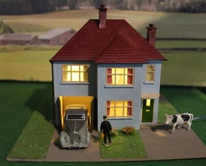 Dapol, ex Airfix Detached house, With Lights, 00 Scale, ready-made. - Picture 1 of 4