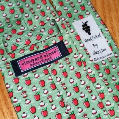 NWT Vineyard Vines boys silk tie Bobbing for Apples Green Shep & Ian green - Image 1 of 3