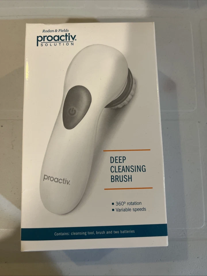 Proactiv Deep Cleansing Brush 360 Degree Facial Exfoliating Tool - New in box - Image 1 of 4