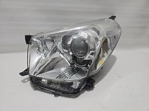 GENUINE TOYOTA IQ XJ10 LEFT PASSENGER SIDE HEADLIGHT 8117074010 81170-74010 - Picture 1 of 16