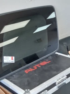 Passenger Rear Quarter Glass Fits 2000-06 GMC Yukon/Chevy Tahoe LS LT DQ9740GTY - Picture 1 of 4