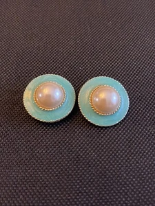 Vintage Signed Allison Reed Clip On Earrings Teal White Faux Pearl Center Round - Picture 1 of 3