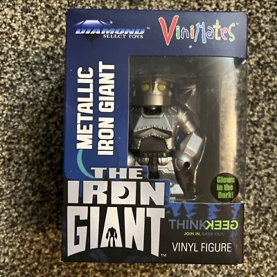 Diamond Select ViniMates 金属铁巨型夜光人偶(未完好) — 第 1/4 张图片