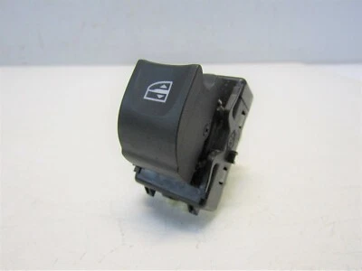 RENAULT CLIO MK4 2013-16 OFFSIDE/RIGHT REAR DOOR WINDOW SWITCH (5 DOOR)   #3585V - Image 1 of 4