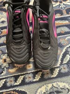 Nike Air Max 720 GS AQ3196-007 Black Laser Pink Size 4y Women's Size 5.5 - Picture 1 of 4