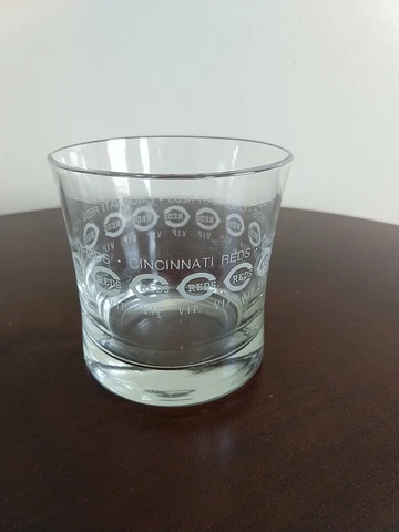 Vintage Cincinnati Reds VIP Club Member Glass Cup Rare Cover