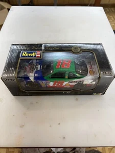 Revell Limited Edition #18 Bobby Labonte NASCAR 1/24 Scale Diecast - NIB - Picture 1 of 2