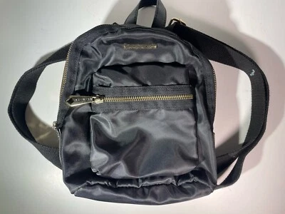 RAMPAGE Negro Dorado Cremallera Acentos Mochila Cartera Bolso de Mano Cremallera Alrededor Foto 1 de 4