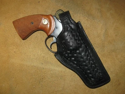 Safariland Lined Belt Holster Colt Diamondback RH 4" GC 251116 - Image 1 of 4