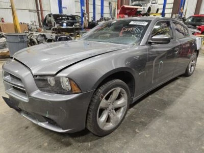 Alternador CARGADOR DODGE 11-16 E846912 Foto 1 de 4