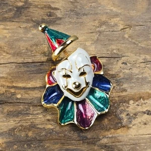 Vintage Enamel Clown Pin With Bouncing Hat Gold Tone - Picture 1 of 7