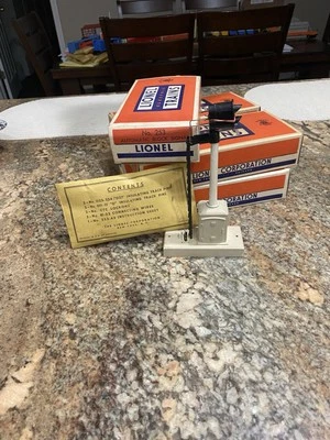 LIONEL NOS #253 WITH ORIG. RED BAND AND SEALED 253-44 IN STORAGE SINCE THE 50s. - Image 1 of 4