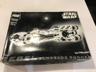 LEGO Star Wars #10019 UCS Rebel Blockade Runner (Tantive IV) - Usado Foto 1 de 4