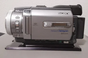 Sony Handycam DCR-TRV950 E PAL Mega Pixel 3CCD Mini DV 150x ohne OVP - Picture 1 of 24