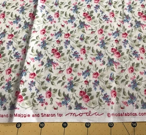 London Lawn Moda 31” X 44” 100% cotton fabric #2245 - Picture 1 of 1