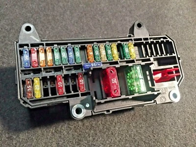 02 03 04 05 BMW 745i 750Li E66 E65 CAJA RELÉ FUSIBLES DISTRIBUCIÓN DE ENERGÍA OEM Foto 1 de 4