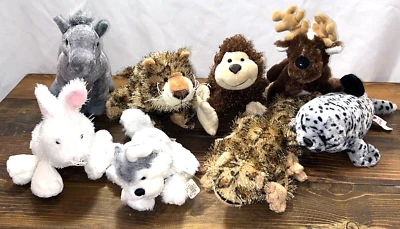 8 Ganz Webkinzs Seal Arabian Horse Monkey Reindeer Lizard Rabbit Leopord Puppy - Image 1 of 4