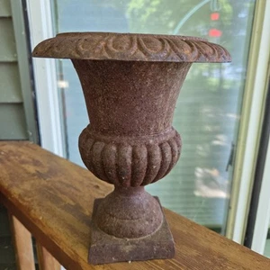 Vtg Cast lron Garden Urn 9-inch Planter French Style Metal Rusty Patina READ - Picture 1 of 11