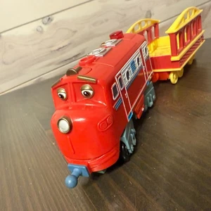 Chuggington Interaktive Eisenbahn sprechende Wilson Züge rot mit Auto - Bild 1 von 5