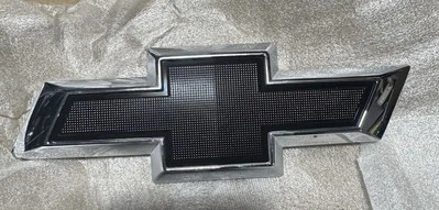 2010-2017 CHEVROLET EQUINOX REAR LIFTGATE LIFT GATE BOWTIE EMBLEM NEW 22760644 - Image 1 of 3