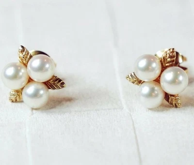 MIKIMOTO Akoya Baby Pearl 6P K18 Yellow Gold Leaf Stud Earrings - Image 1 of 4