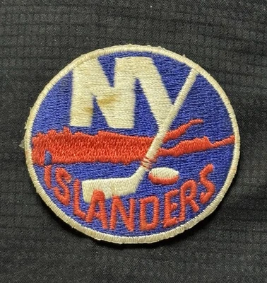 Vintage New York Islanders Patch NHL Hockey  - Image 1 of 2