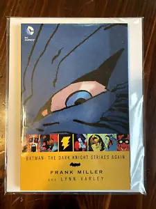 Batman: The Dark Knight Strikes Again — DC 2002, Paperback, Frank Miller - NM - Picture 1 of 8