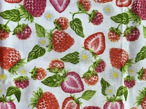 One Piece Remnant Spring Strawberry Quilt Pink Red Cotton 18" x 8” - Picture 1 of 2
