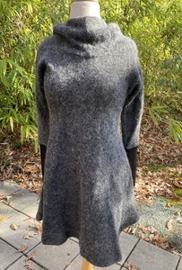 Saumastofa Islands Gray Icelandic Wool Hooded Dress~Small~Lovely!
