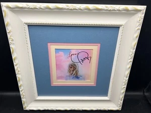 AUTHENTIC Taylor Swift Signed Autograph Lover Framed and Matted UMG COA - Picture 1 of 4