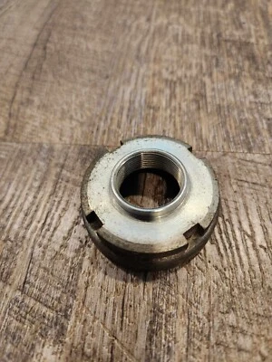 Honda CB100 1971 vástago de dirección tuerca de rosca superior 53220-074-000 Foto 1 de 4