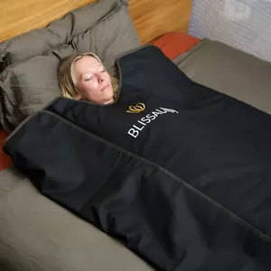 Blissauna Infrared Sauna Blanket - High Quality - melt away stress and tension - Picture 1 of 9