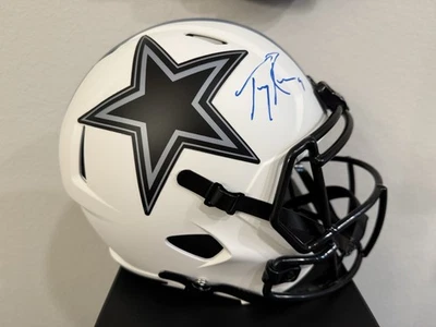 Capacete tamanho completo assinado por Tony Romo eclipse lunar certificado BAS Dallas Cowboys - Imagem 1 de 4