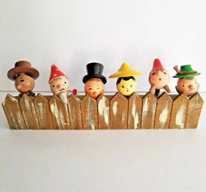Vintage Wooden Bottle Pourers Stoppers Set Italy Wood Picket Fence Hand Painted - Picture 1 of 12